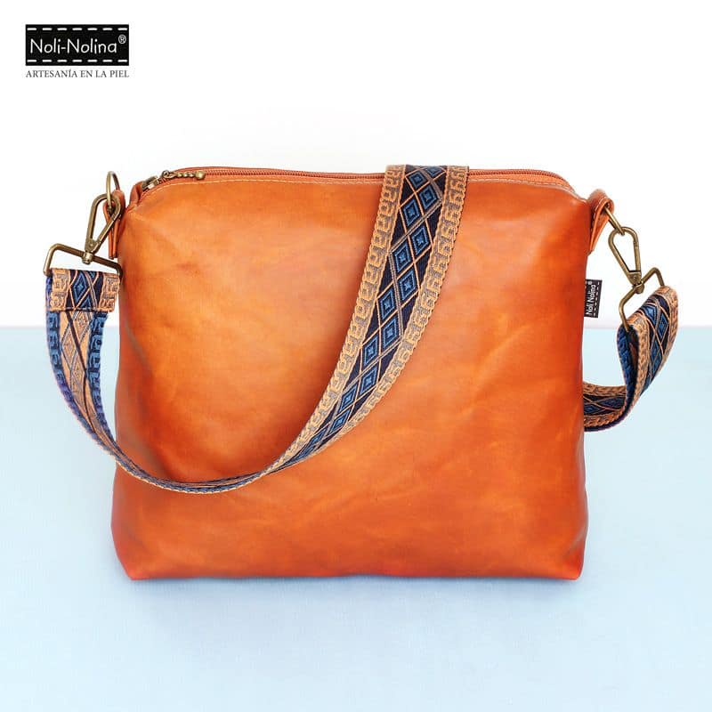 Bolso Bandolera ternera engrasada color anaranjado