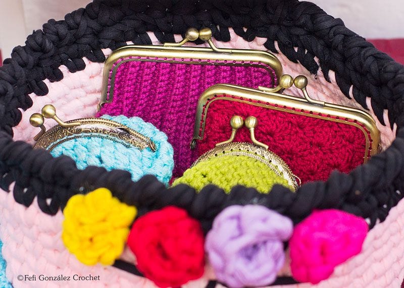 Monederos realizados a ganchillo por Fefi González Crochet
